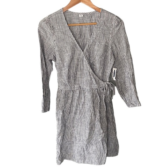 NWT Old Navy Striped Long Sleeve Wrap Dress - Picture 2 of 11